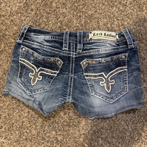 Rock revival shorts - Picture 2 of 2